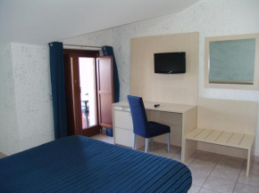 Отель B&B Il Girasole  Джмильяно
